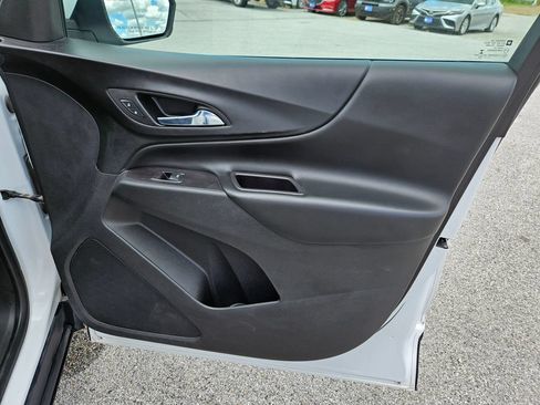 Used 2020 Chevrolet Equinox LT FWD image 30
