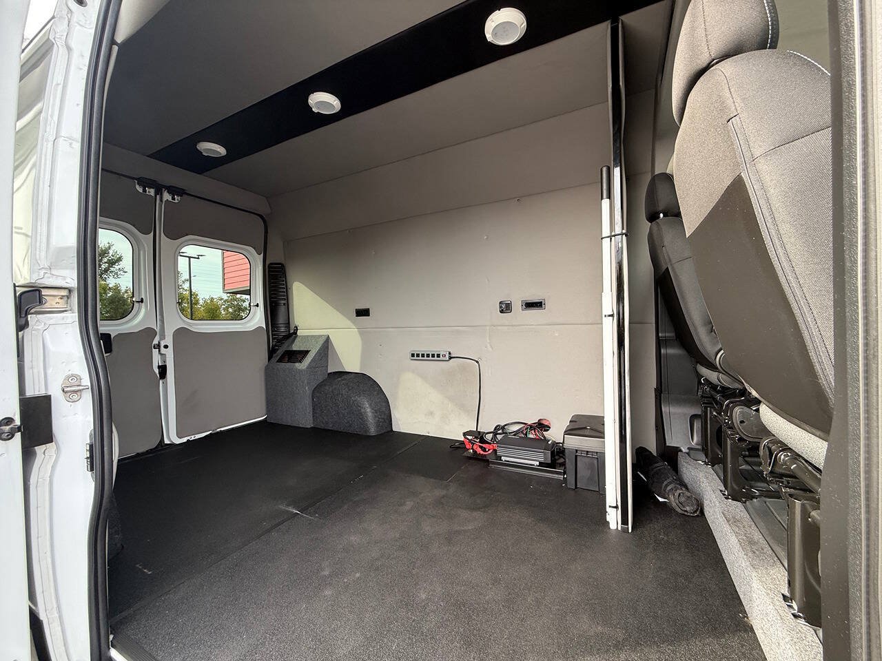 Used 2024 RAM ProMaster 1500 w/ Quick Order Package 22G SLT FWD image 22