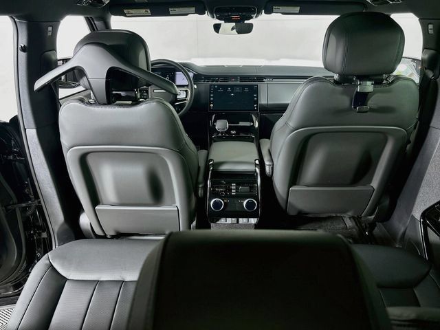 New 2027 Land Rover Range Rover Sport Dynamic SE AWD/4WD image 23
