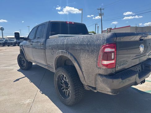 Used 2019 RAM 2500 Laramie AWD/4WD image 6