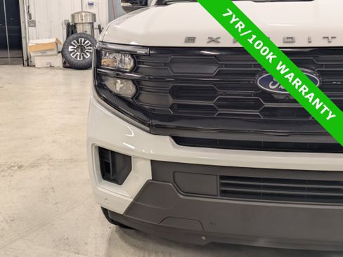 Certified 2025 Ford Expedition Max Active image 9