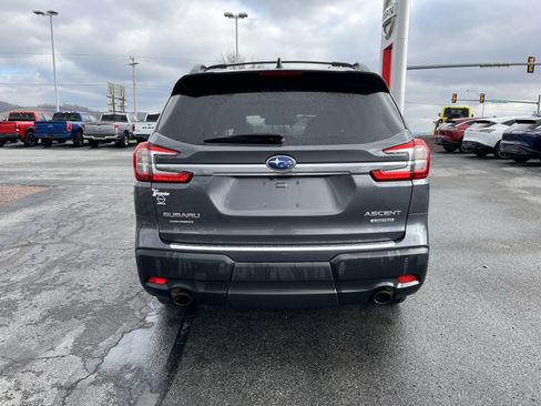 Used 2023 Subaru Ascent Limited w/ Technology Package image 4