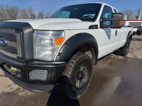 Used 2016 Ford F250 XL w/ Power Equipment Group image 9