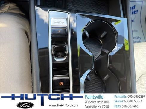Used 2025 Volkswagen Atlas SE AWD/4WD image 22