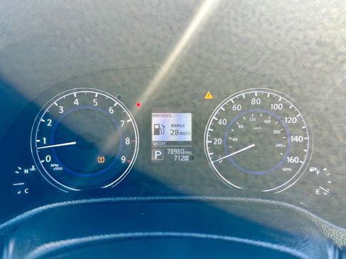 Used 2015 INFINITI Q60 Convertible w/ Premium Package image 19