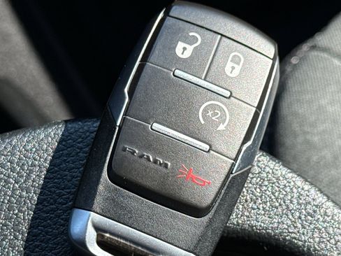 Used 2021 RAM 2500 Tradesman AWD/4WD image 36