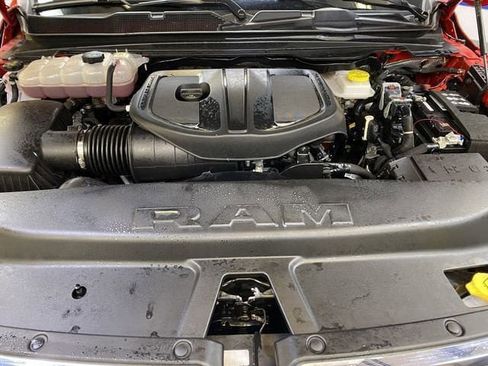 Used 2025 RAM 1500 Lone Star image 10