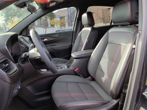 Used 2023 Chevrolet Equinox RS image 16