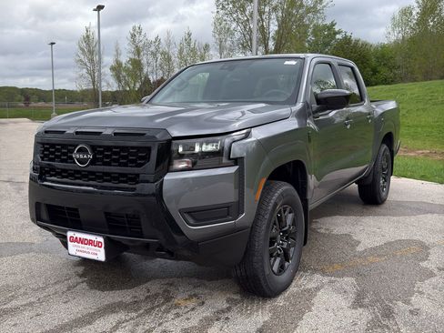 New 2026 Nissan Frontier SV AWD/4WD image 2