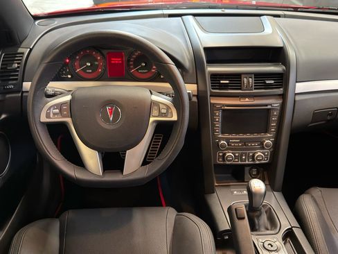 Used 2009 Pontiac G8 GXP RWD image 14