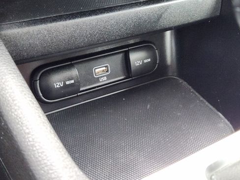 Used 2023 Kia Forte LXS w/ LXS Technology Package image 23