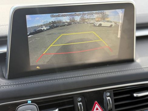 Used 2019 Genesis G70 2.0T Advanced image 24