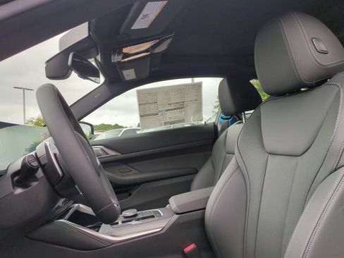 Used 2026 BMW 430i Coupe w/ M Sport Package RWD image 16