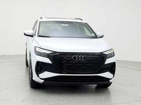 Used 2023 Audi Q4 e-tron Premium w/ Convenience Package image 2