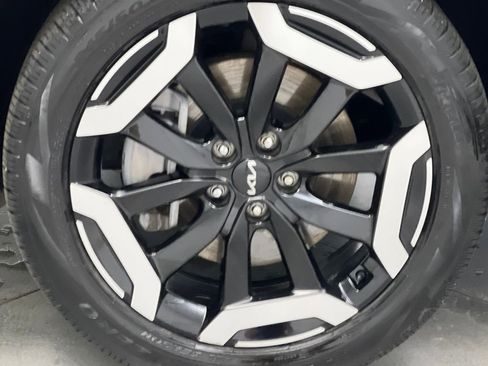 Used 2025 Kia Telluride S image 76