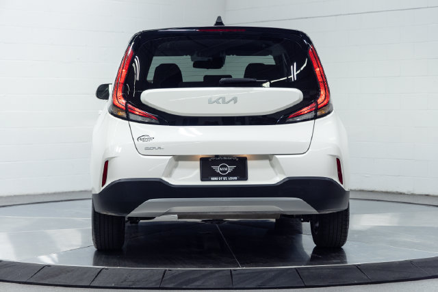 Used 2023 Kia Soul LX w/ Option Group 015 FWD image 7