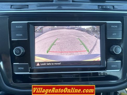 Used 2020 Volkswagen Tiguan S AWD/4WD image 16
