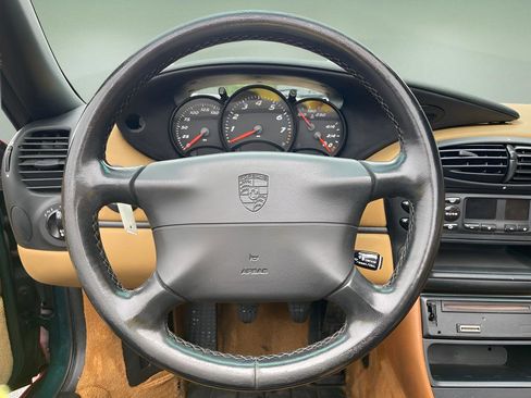 Used 2000 Porsche Boxster image 16