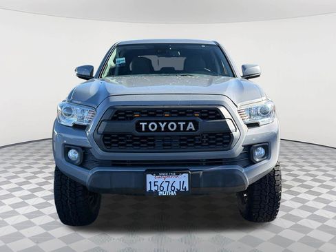 Used 2020 Toyota Tacoma SR5 image 2