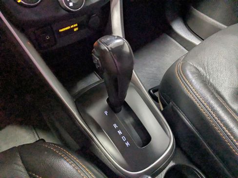 Used 2017 Chevrolet Trax LS FWD image 18