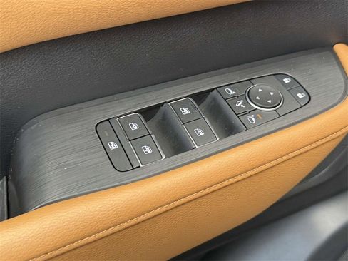 Certified 2025 Nissan Armada SL w/ Captain's Chari Seat Package image 29