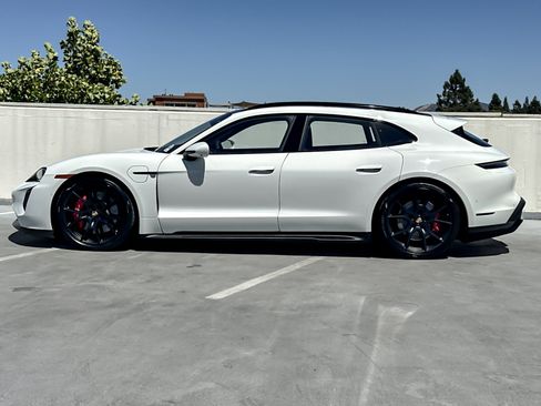 Used 2024 Porsche Taycan GTS AWD/4WD image 2