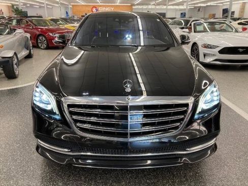 Used 2018 Mercedes-Benz S 560 4MATIC Sedan image 2