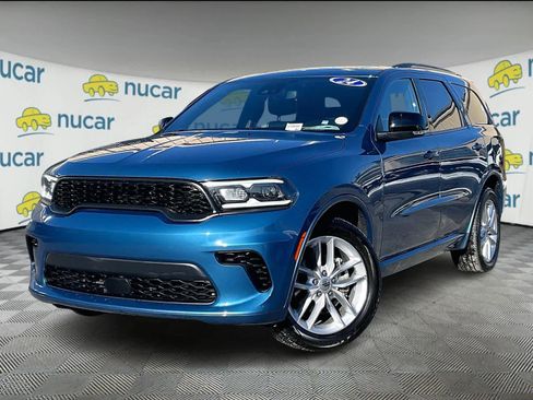 Used 2024 Dodge Durango GT image 3