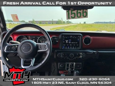 Used 2019 Jeep Wrangler Unlimited Rubicon AWD/4WD image 11