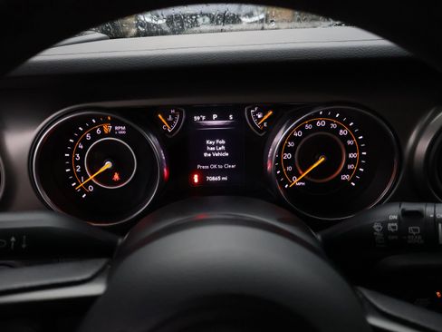 Used 2018 Jeep Wrangler Unlimited Sport image 25