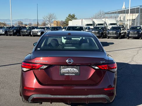 Used 2021 Nissan Sentra SV image 4