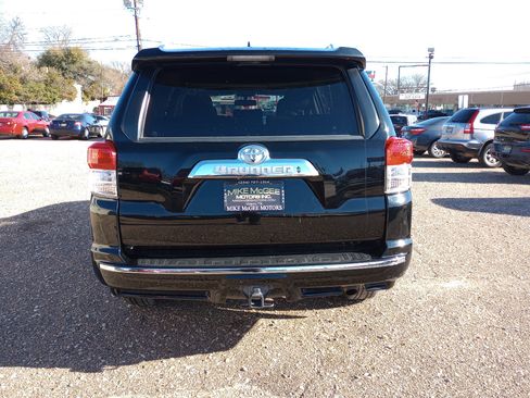 Used 2013 Toyota 4Runner SR5 image 6