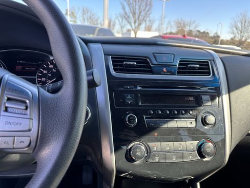 Used 2014 Nissan Altima 2.5 S image 30