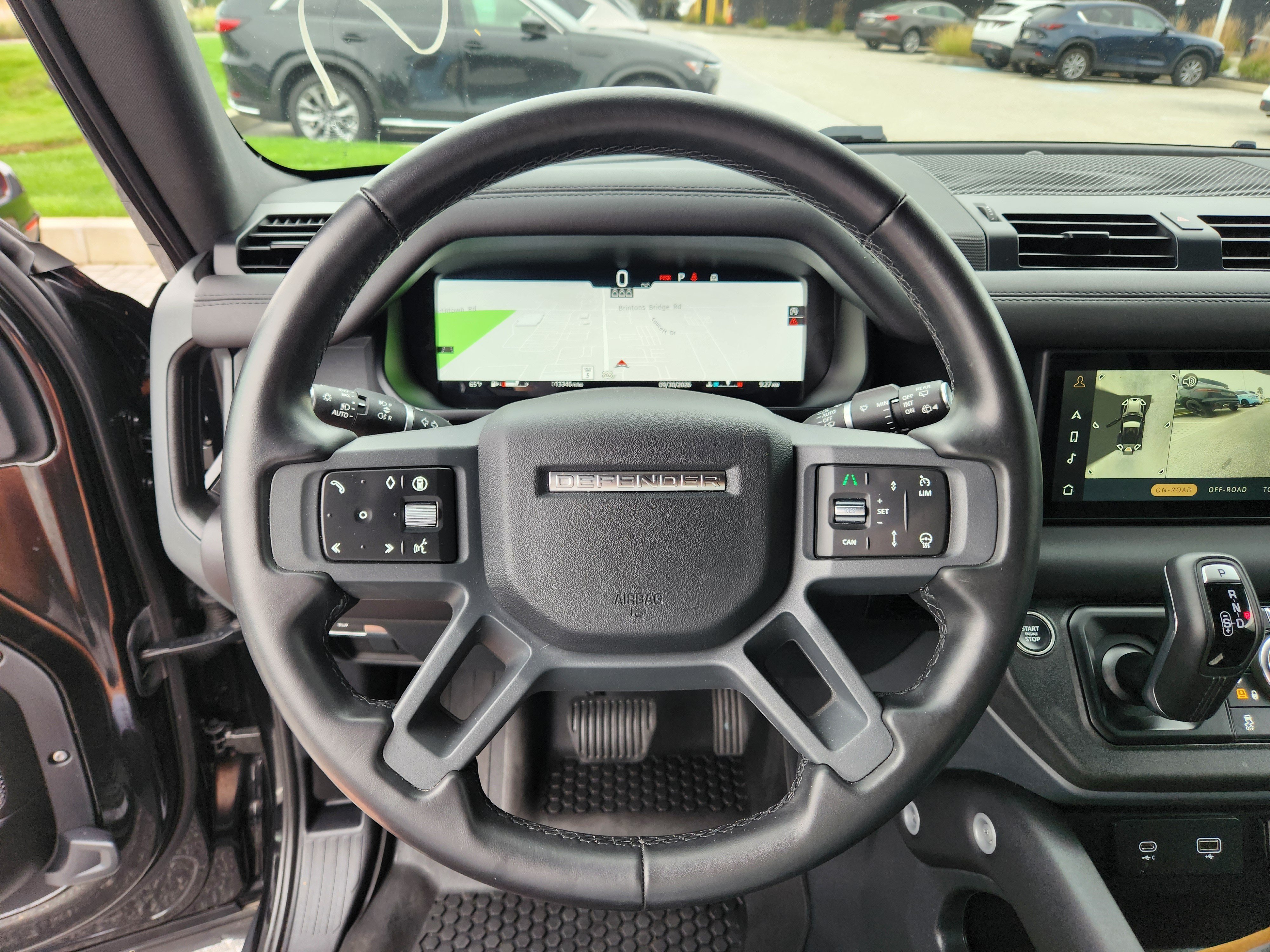 Used 2024 Land Rover Defender 90 X-Dynamic SE AWD/4WD image 27
