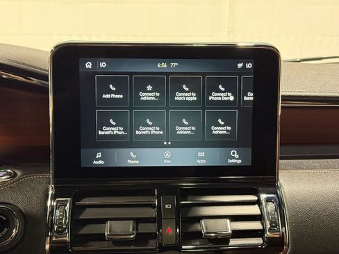 Used 2021 Lincoln Navigator Reserve w/ Luxury Package AWD/4WD image 39