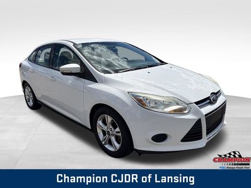 Used 2014 Ford Focus SE FWD image 8