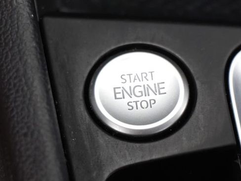 Used 2021 Volkswagen Jetta GLI FWD image 33