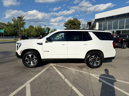 Certified 2026 GMC Yukon AT4 Ultimate AWD/4WD image 2
