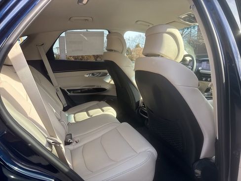 New 2026 Genesis GV70 2.5T image 30