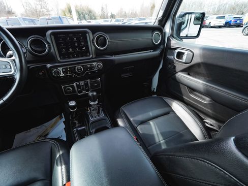 Used 2023 Jeep Wrangler Unlimited Sahara w/ Cold Weather Group image 46