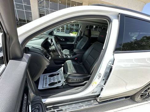 Certified 2022 GMC Terrain AT4 w/ Infotainment Package II AWD/4WD image 19