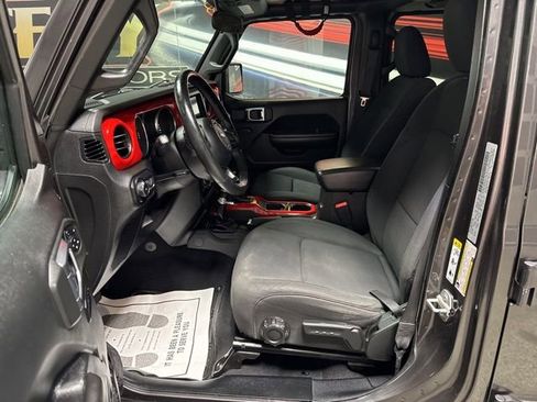 Used 2018 Jeep Wrangler Unlimited Sport S AWD/4WD image 5