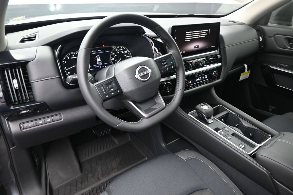 Certified 2026 Nissan Pathfinder SV FWD image 21