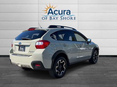 Used 2017 Subaru Crosstrek 2.0i Premium AWD/4WD image 6