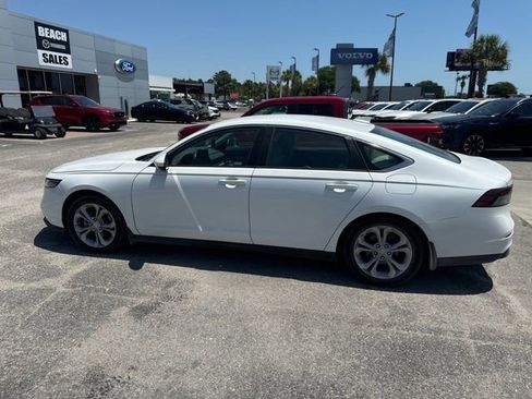 Used 2023 Honda Accord LX image 10
