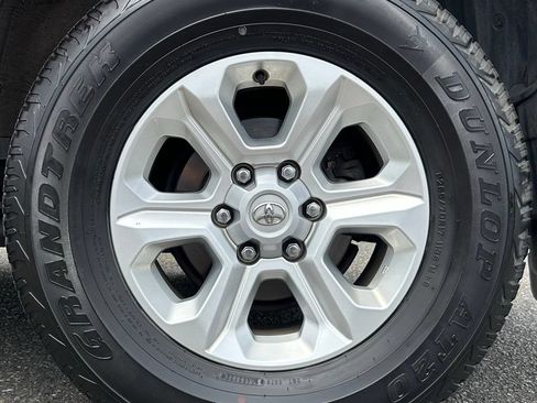Certified 2024 Toyota 4Runner SR5 Premium w/ Moonroof Package AWD/4WD image 28