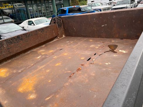 Used 2002 Chevrolet Silverado 3500 2WD Regular Cab HD image 13