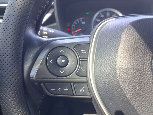 Used 2020 Toyota Corolla SE w/ SE Premium Package FWD image 28