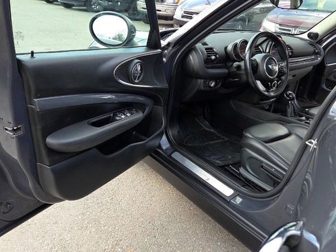 Used 2018 MINI Cooper Clubman S image 25