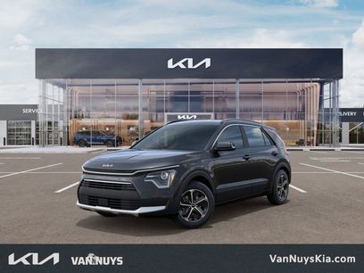 New 2025 Kia Niro EX